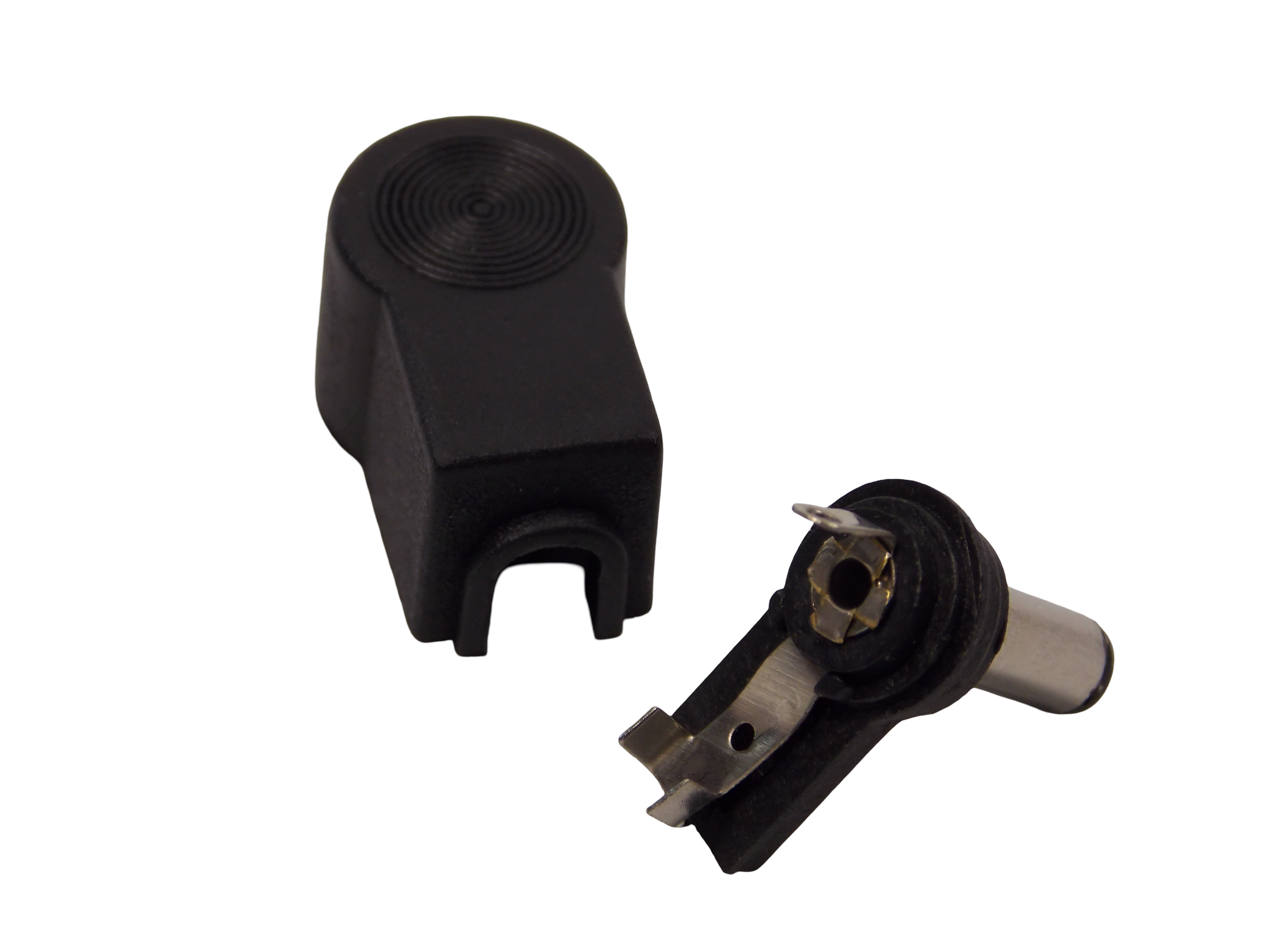 Штекер питания 4.0*1.7мм  угловой / пластик