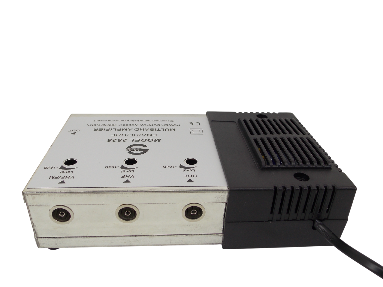 Многополосный усилитель FM / VHF / UHF 